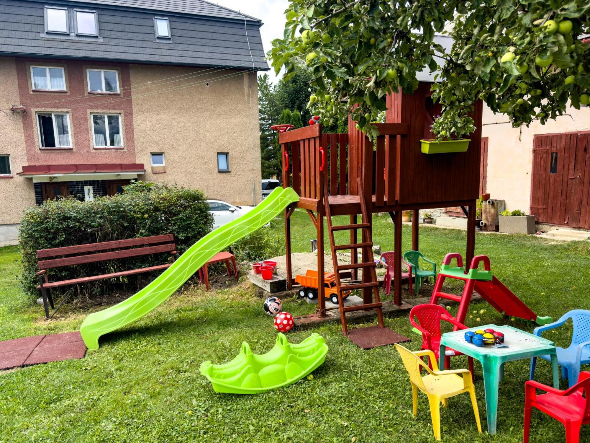 Guest House Privat Štrba מראה חיצוני תמונה